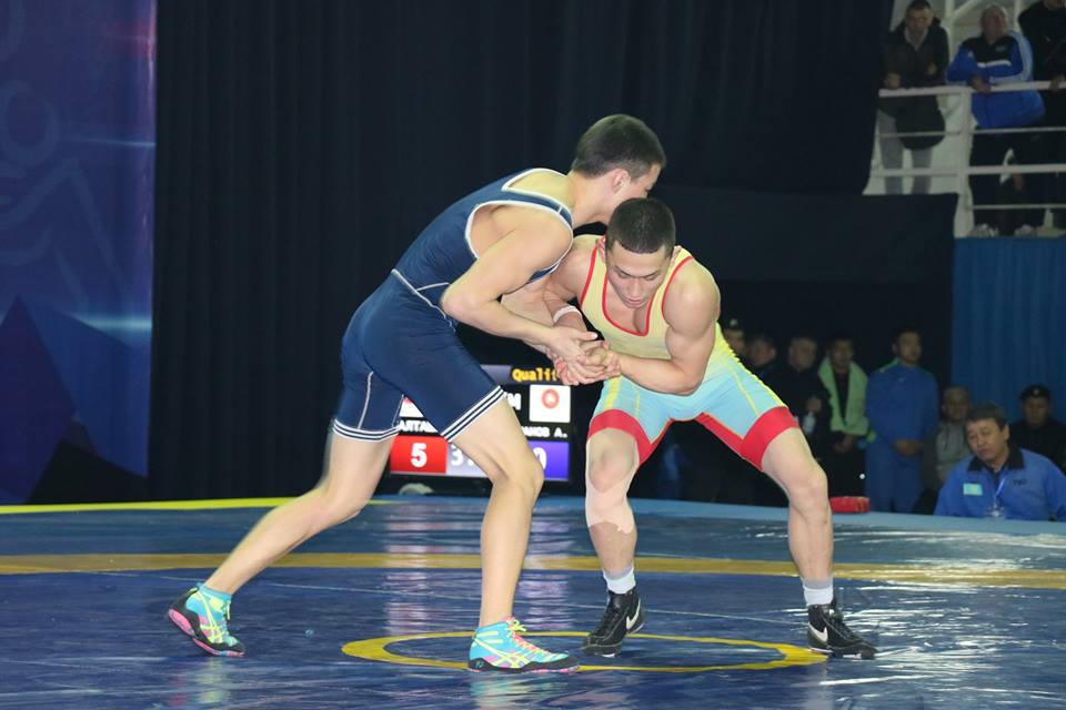 رەسپۋبليكا بالۋاندارى شىمكەنتتە بەلدەسۋدە