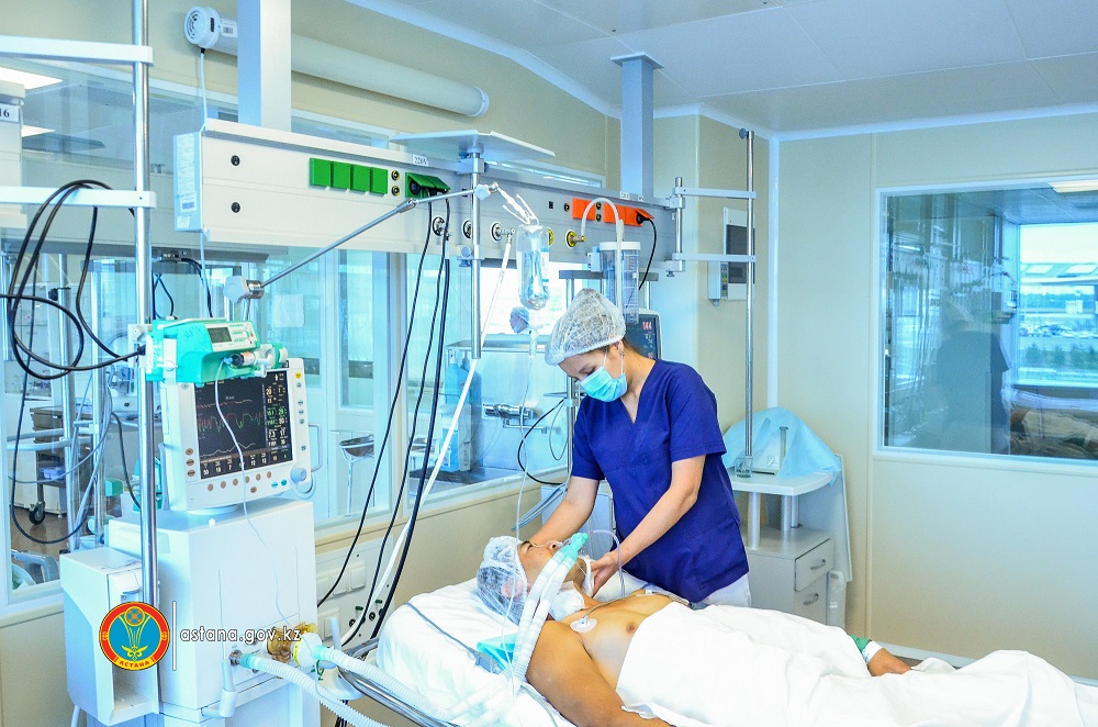 استانا كلينيكالارىندا ءۇش جۇزدەن استام شەتەلدىك ەم الدى