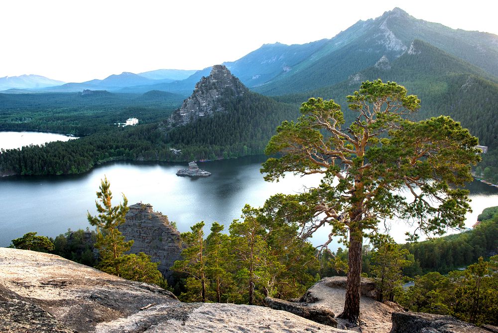 وقجەتپەس سۋعا قاراپ سىلاڭدايدى...