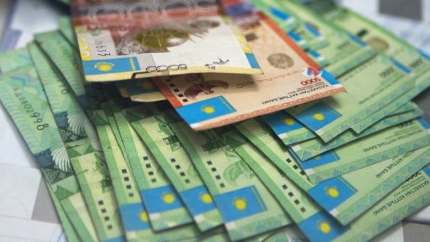 قانشا اقشا سىرتقا كەتتى؟