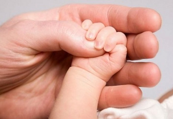 جۇمىس ىستەمەيتىن انالار ءۇشىن بەرىلەتىن مەملەكەتتىك جاردەماقى قانشا؟