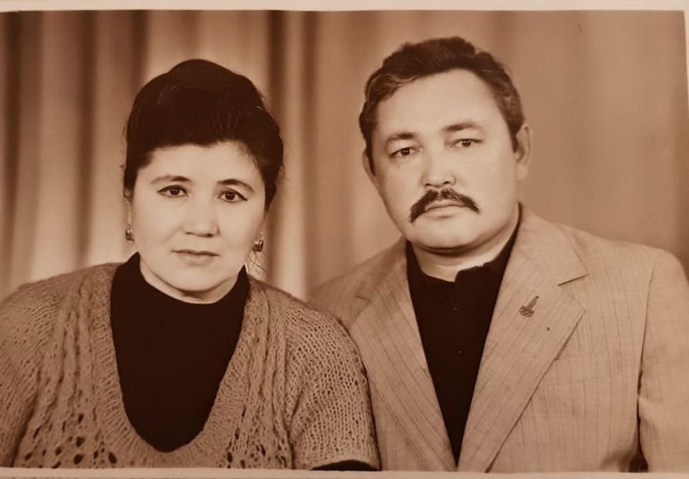 ۇستاز تۋرالى سىر