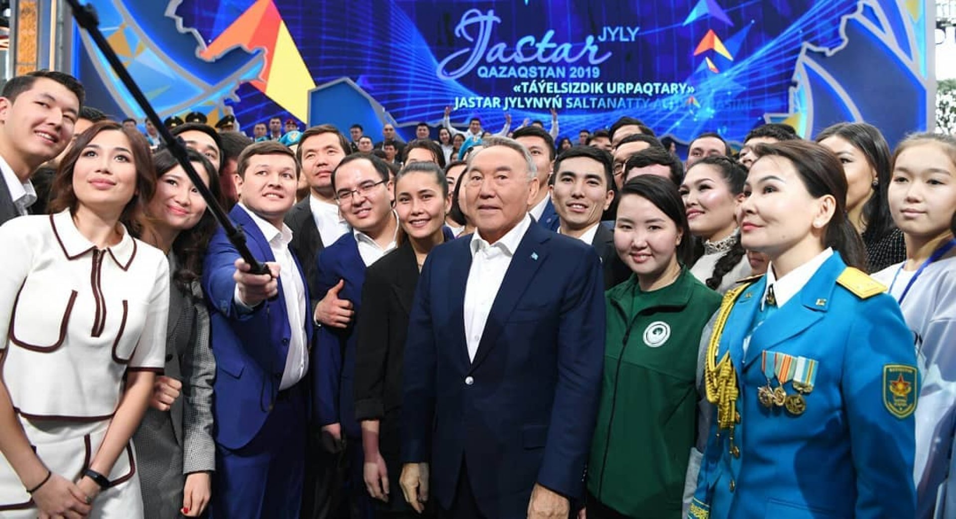 جاستار اراسىنداعى جۇمىسسىزدىق: تسيفرلار نەگە قيىسپايدى؟