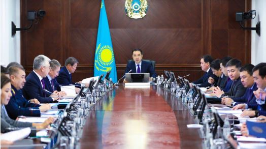 ب. ساعىنتاەۆ: «تسيفرلىق قازاقستان» مەملەكەتتىك باعدارلاماسىن ىسكە اسىرۋ ەلباسىنىڭ ەرەكشە باقىلاۋىنا الىنعان