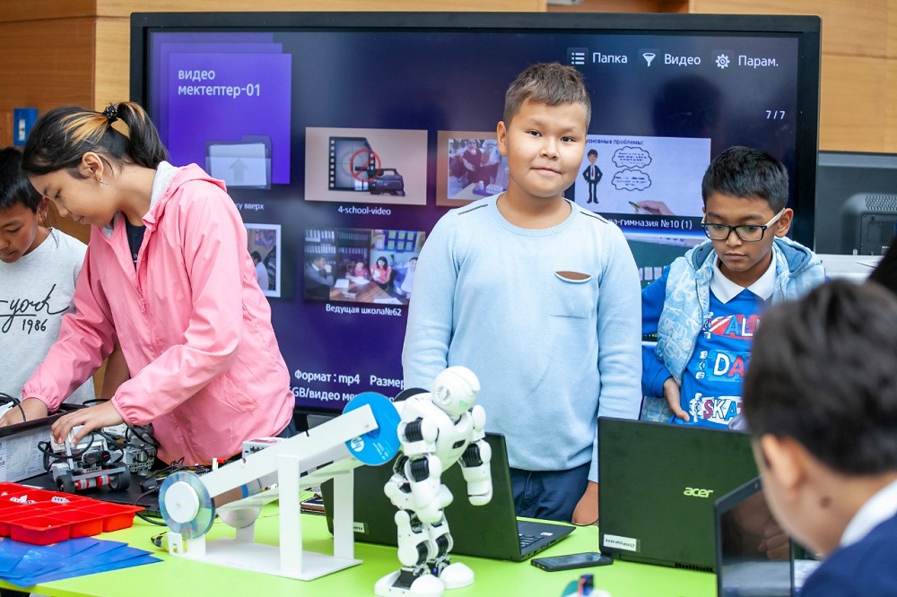 ەلوردا وقۋشىلارى يننوۆاتسياعا دەن قويادى