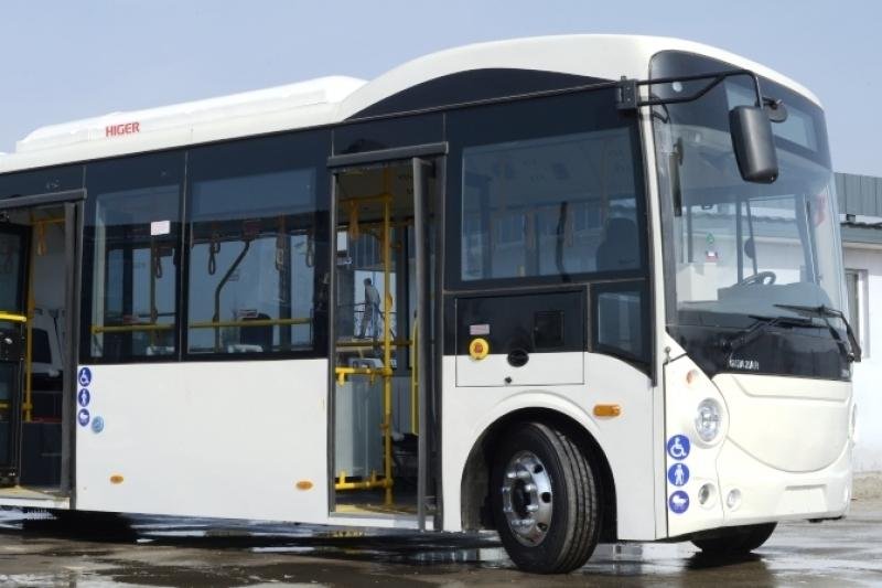 ماڭعىستاۋلىق كوپ بالالى انالار قوعامدىق كولىكتە تەگىن جۇرەدى