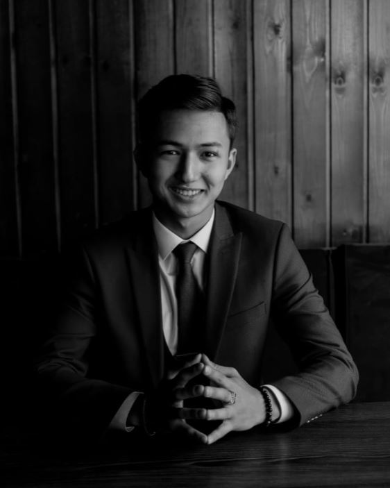 سەمەيلىك وقۋشى-كاسىپكەر ءنادىر ءسابيتوۆ جيھاز شىعاراتىن تسەح اشتى