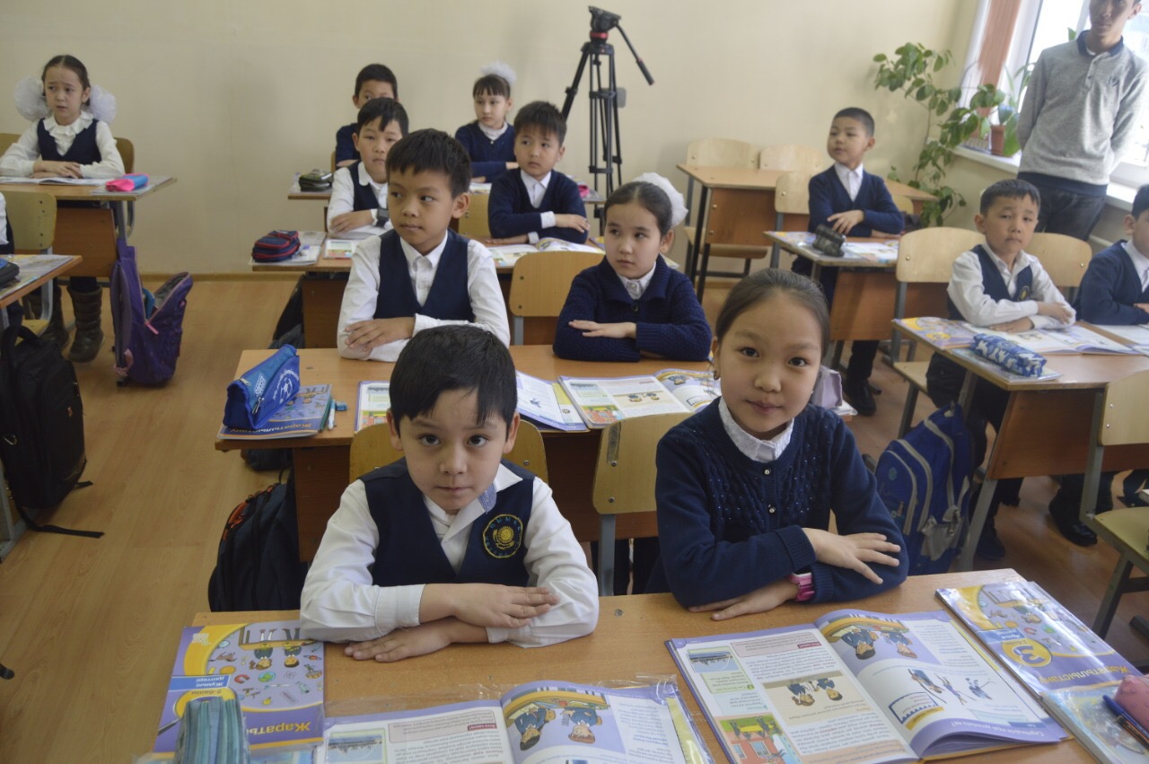 شىمكەنتتە مەكتەپ ديرەكتورلارى كابينەتتەرىن بوساتۋدا