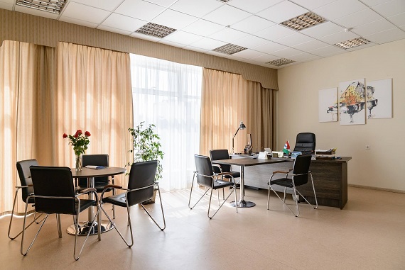 مەكتەپ ديرەكتورلارىنا قاتىستى مونيتورينگ نەنى انىقتادى؟