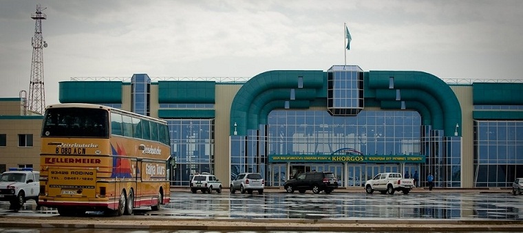 140 شولمەك قىتاي اراعىن زاڭسىز وتكىزگەن قازاقستاندىق ۇستالدى