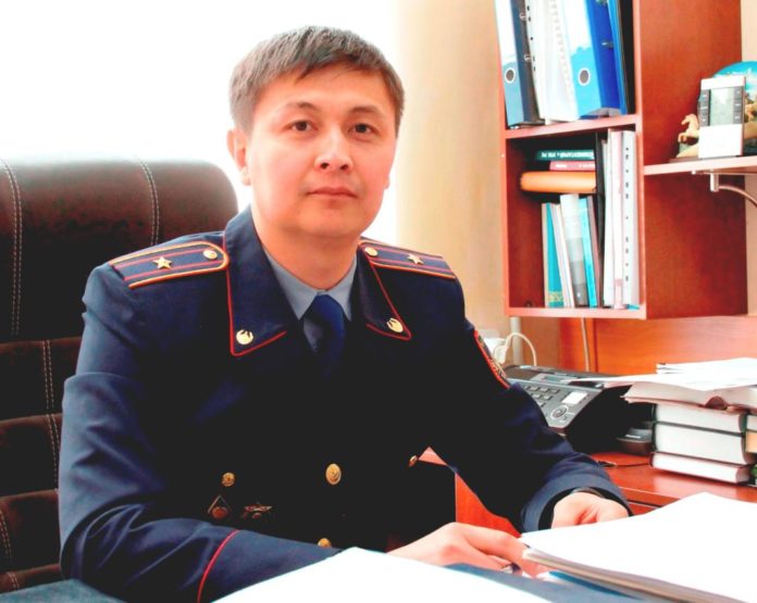 پارا الۋدان باس تارتقان پوليتسەي ماراپاتتالدى