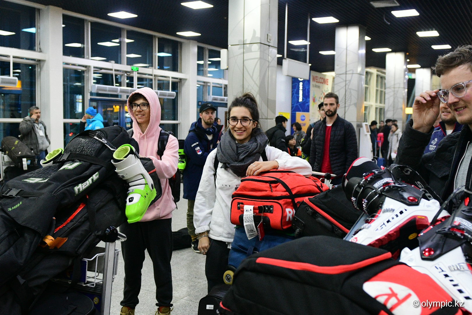 فريستايل-موگۋلدان الەم كۋبوگىنىڭ فينالىنا قاتىساتىن سپورتشىلار الماتىعا كەلدى