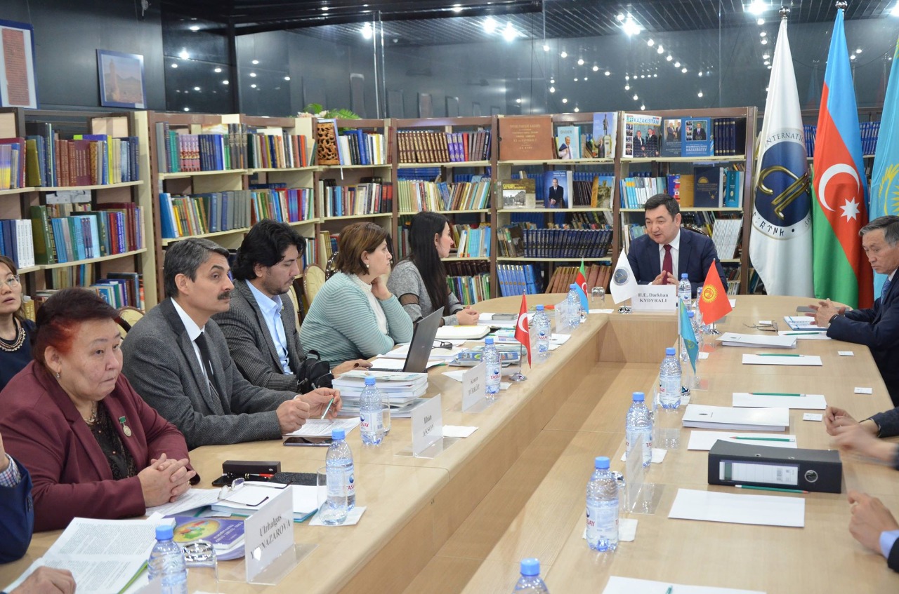 «تۇركى الەمى گەوگرافياسى» وقۋلىعى جوباسى تالقىلاندى