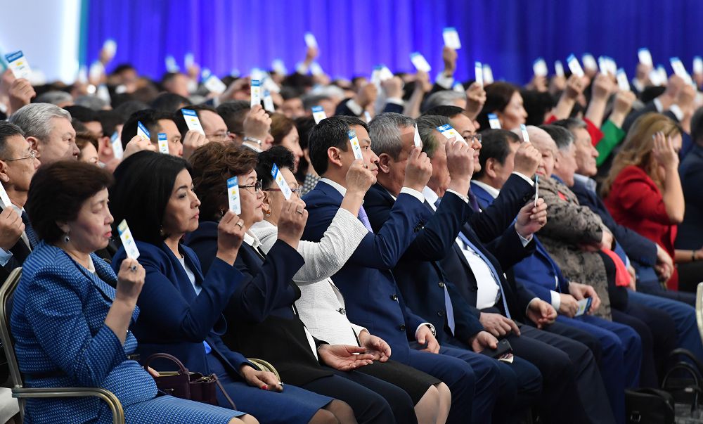 «نۇر وتان» پارتياسىنىڭ  XVIII سەزىنە قاتىسۋشىلار لەبىزى