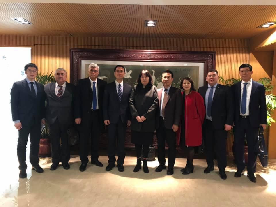 قىتاي قازاقستاننان اۋىل شارۋاشىلىعى ونىمدەرى مەن ازىق-ت ۇلىك ونىمدەرىن يمپورتتاۋعا مۇددەلى