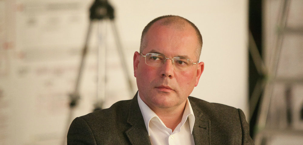 ەۋروپارلامەنت دەپۋتاتى اندرەي مامىكين «الپامىس باتىردى» جىرلادى