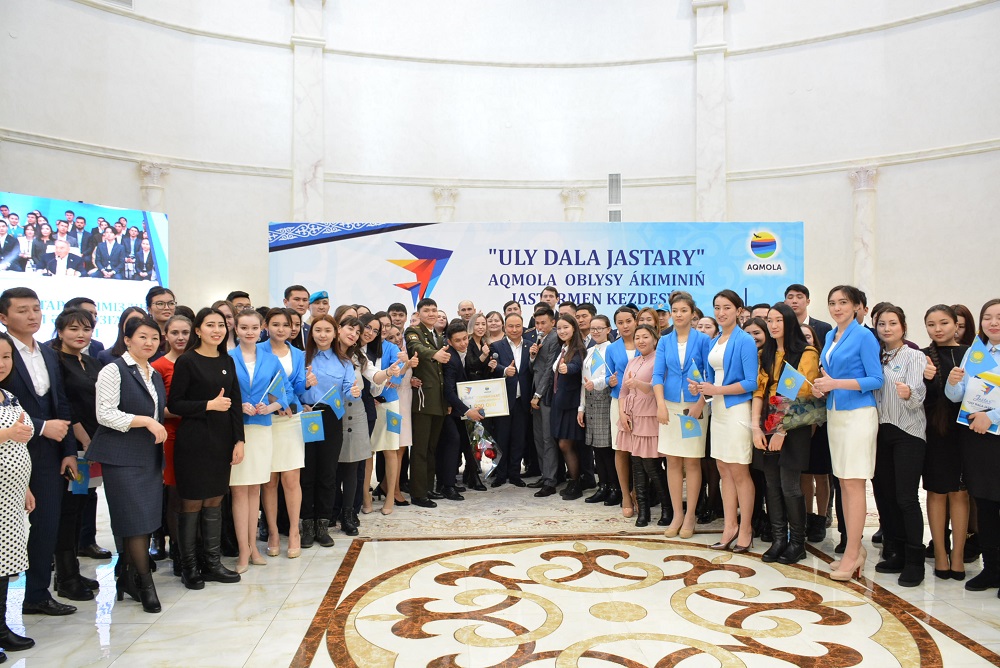 جاستاردىڭ ەرتەڭگى كۇنگە سەنىمى زور