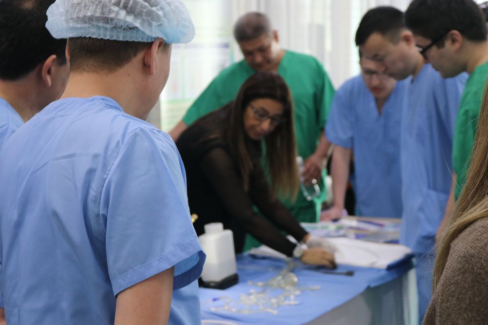 وپەراتسيانى كەسپەي جاسايدى