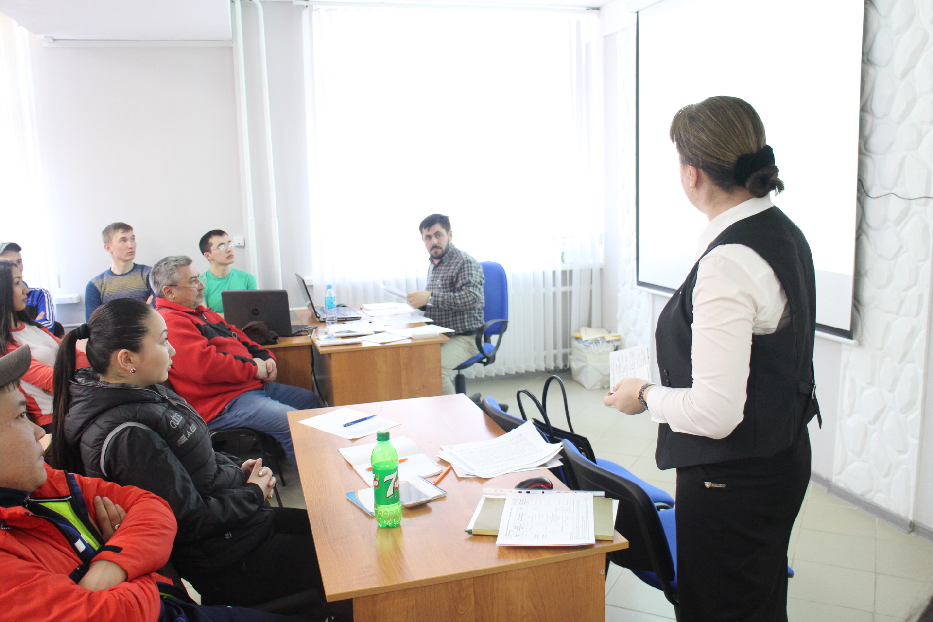 قوستاناي وبلىسىندا 500 تۇرعىن «باستاۋ» جوباسىنىڭ اياسىندا پارتاعا وتىردى