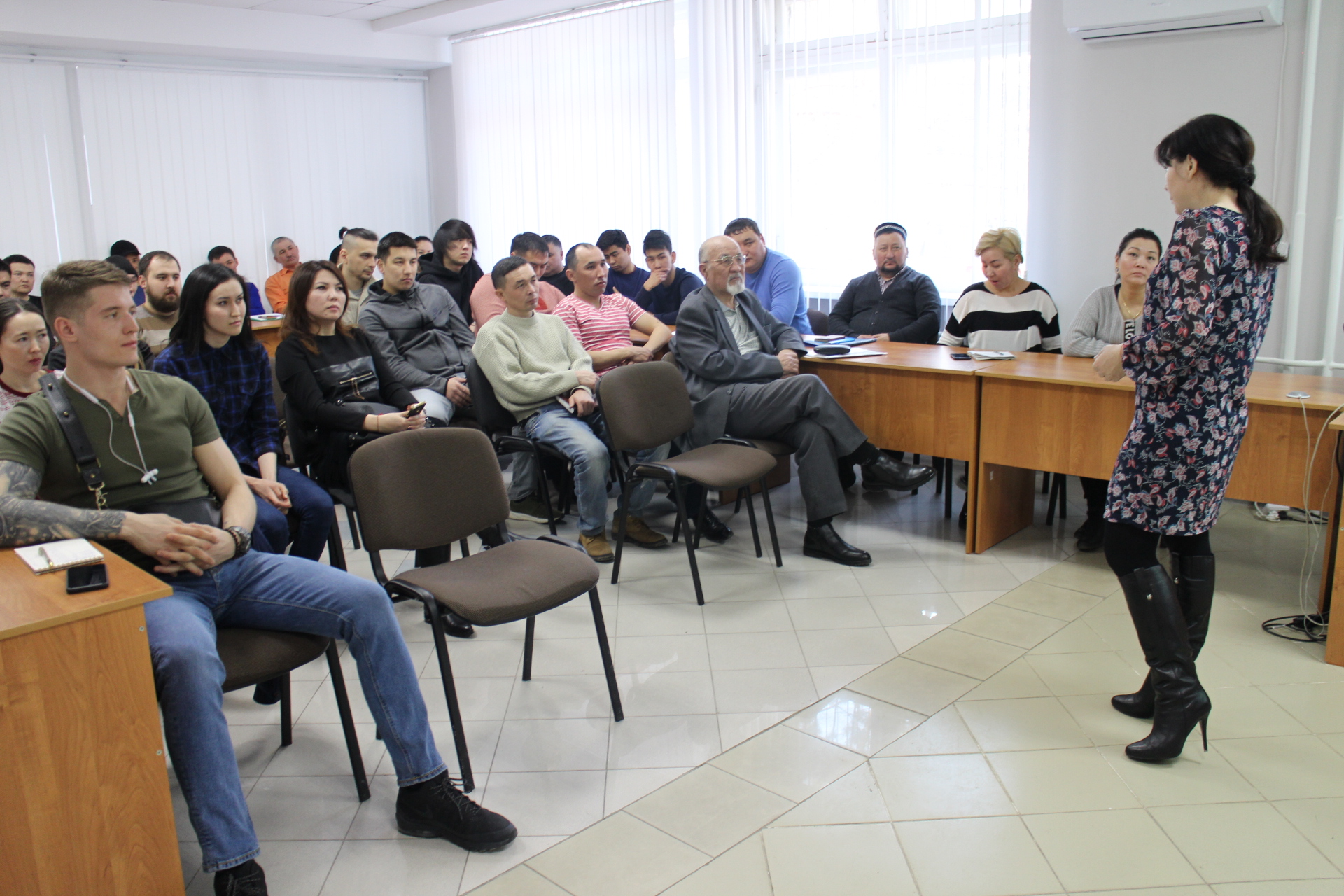 قوستانايلىقتار «بيزنەس-كەڭەسشى» كۋرسىن ونلاين وقي باستادى