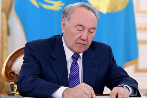 نۇراعا بۇل جولى دا كوسەمدىگىن كورسەتتى - سۋلaيمaن كaيىپوۆ