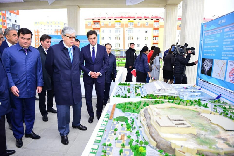 قاسىم-جومارت توقاەۆ شىمكەنت قالاسىنىڭ دامۋ جوسپارىمەن تانىستى