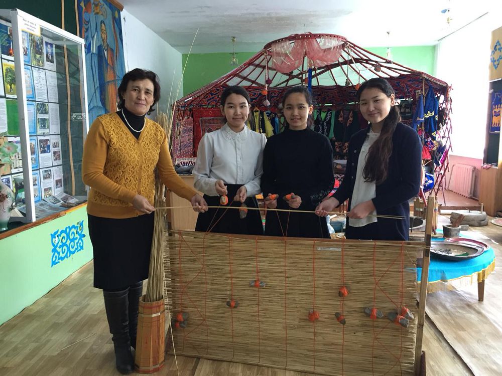 كيىز ءۇي جاساپ, شي توقيدى