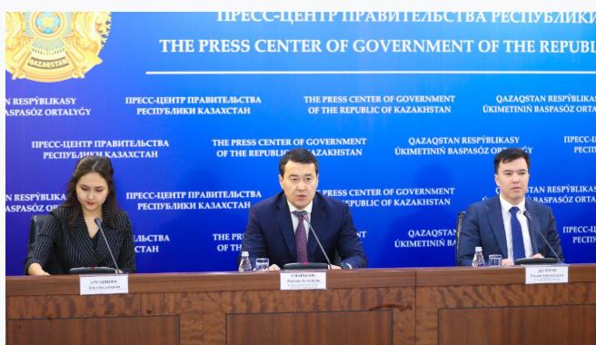 بيىل 1 ماۋسىمنان باستاپ ءبىر جارىم ميلليون ءتۇرلى كاسىپ يەلەرىنىڭ جالاقىسى كوتەرىلەدى — ءا. سمايىلوۆ