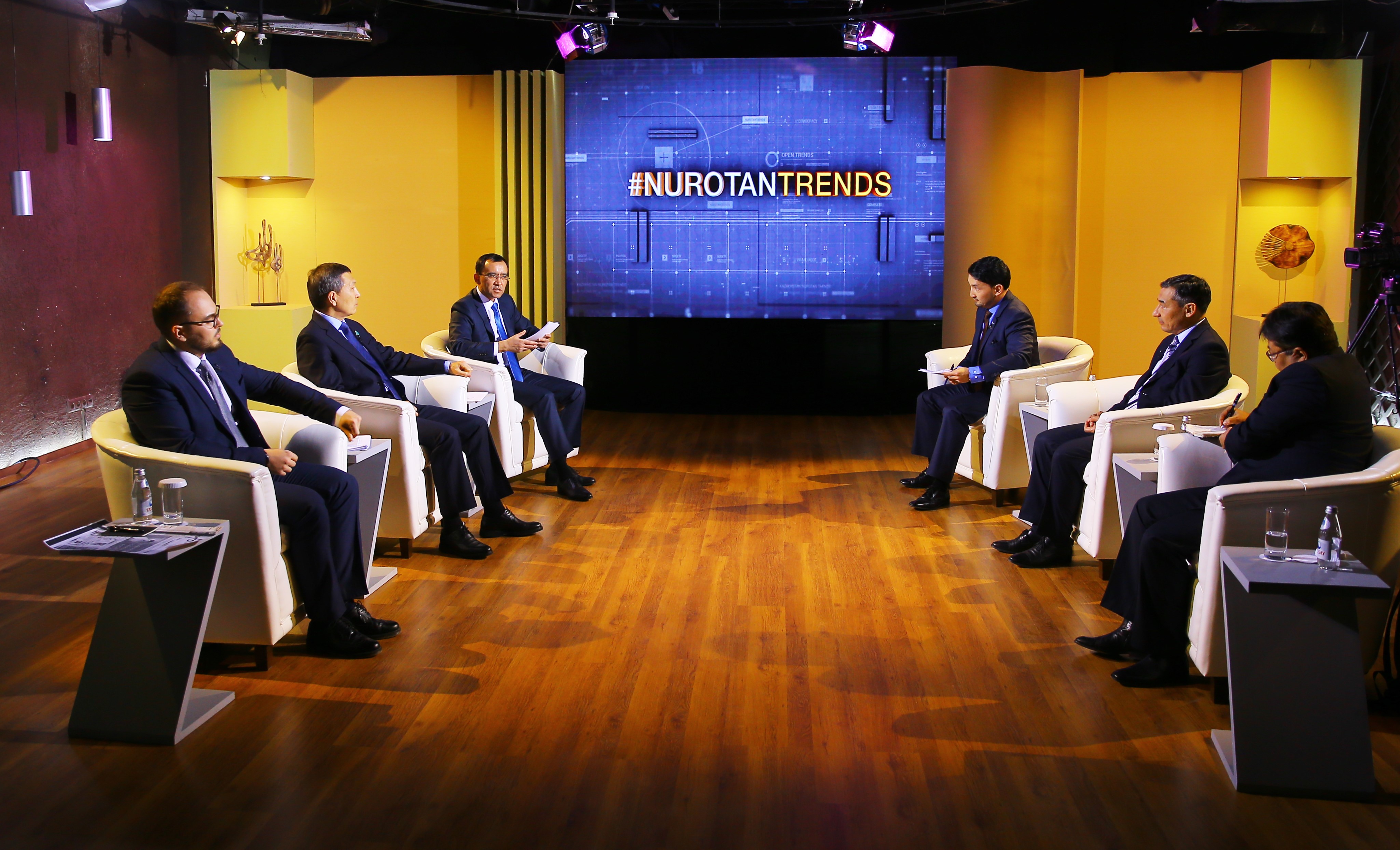 #NurOtanTrends پىكىرتالاس الاڭىنىڭ كەزەكتى وتىرىسى ءوتتى