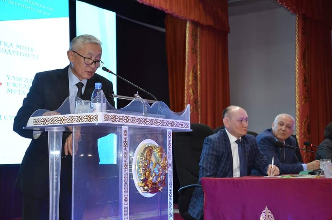 اقتامبەردى جىراۋدىڭ باسىنا كەسەنە ورناتىلا ما؟