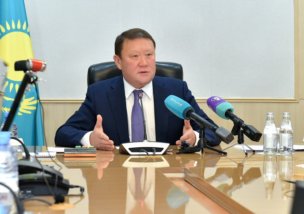 سقو تاسقىنعا قارسى جوعارى دايىندىق رەجىمىنە كوشىرىلدى