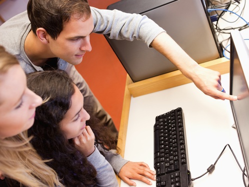 تالاپكەرلەر ۇزدىك جوو مەن كوللەدجدى سايتتان تاڭداي الادى