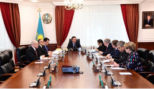 اسقار مامين «روساتوم» باس ديرەكتورى الەكسەي ليحاچەۆپەن كەزدەسۋ وتكىزدى