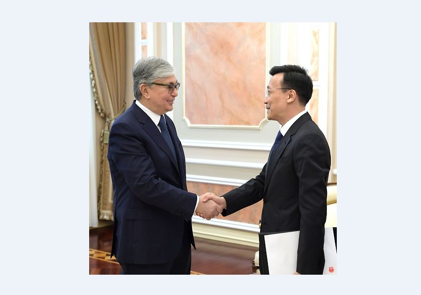 قاسىم-جومارت توقاەۆ قحر-نىڭ قازاقستانداعى توتەنشە جانە وكىلەتتى ەلشىسىمەن كەزدەستى