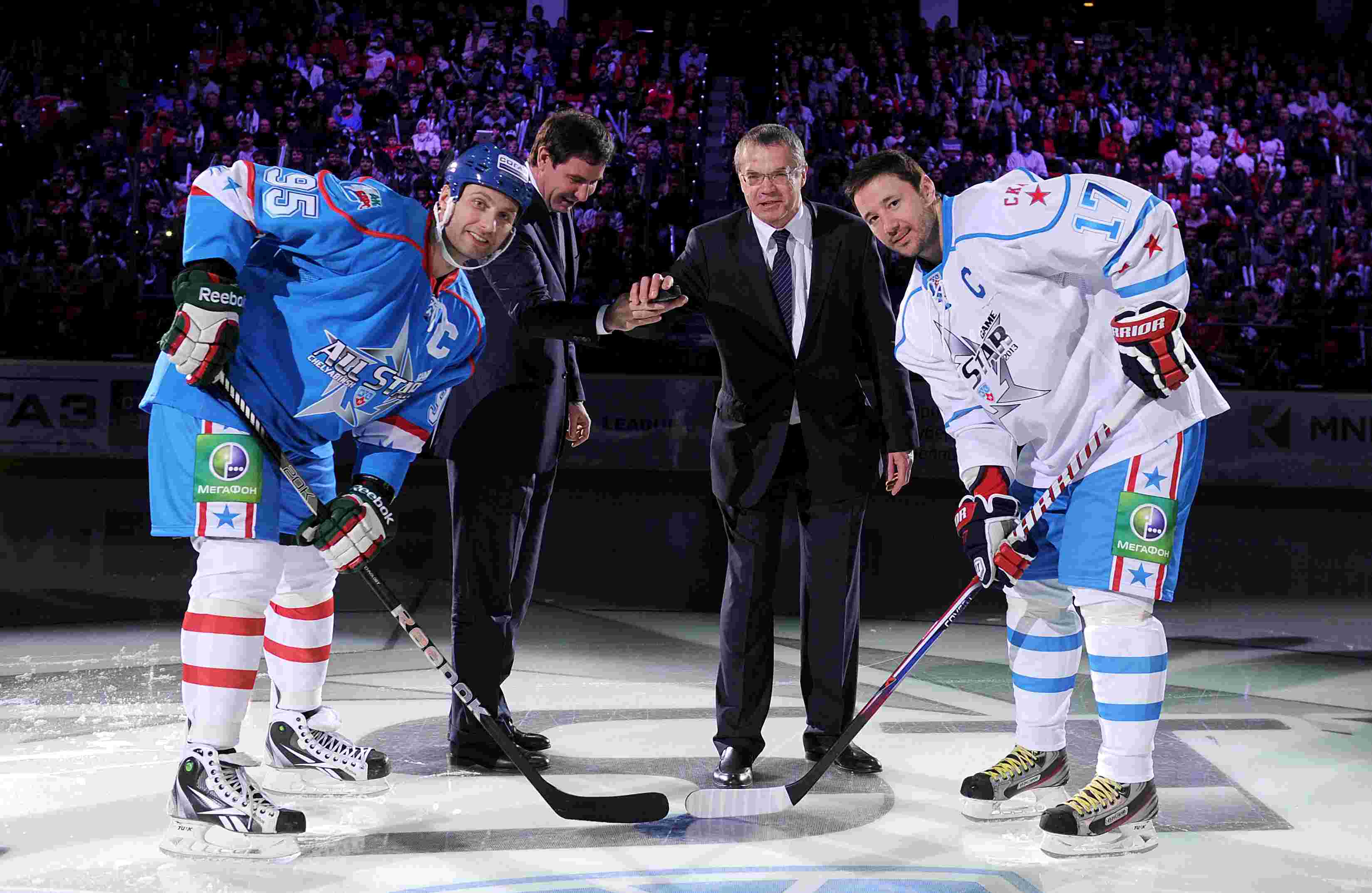 «جۇلدىزدار ماتچى» نەۆا جاعالاۋىندا وتەدى