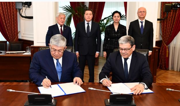 ا. مامين بيزنەس وكىلدەرىن الەۋمەتتىك جوبالاردى ىسكە اسىرۋعا شاقىردى