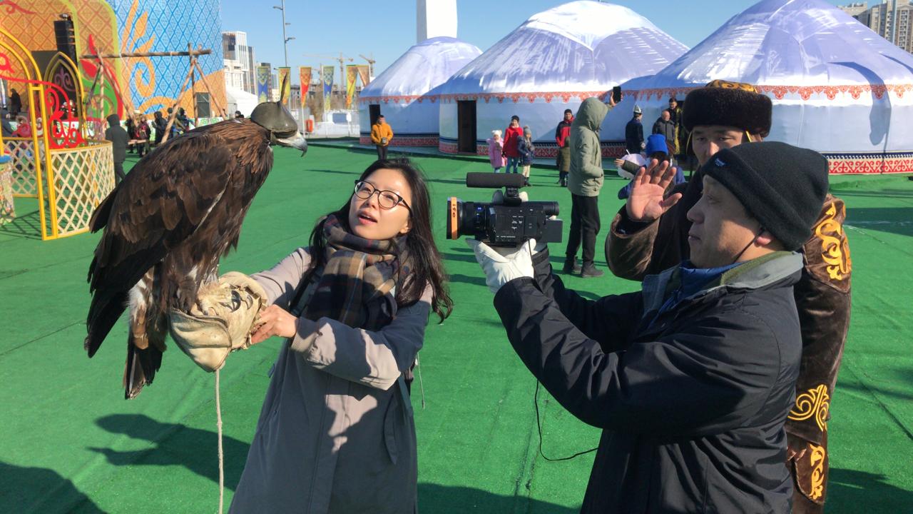 Kazakh Tourism: وڭتۇستىك كورەيا تەلەارناسى قازاقستاندا ساياحات تۋرالى باعدارلاما تۇسىرۋدە