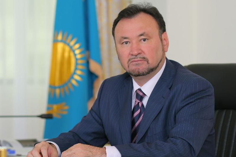 مۇحتار قۇل-مۇحاممەد سەناتتىڭ حالىقارالىق قاتىناستار, قورعانىس كوميتەتىنە توراعا بولدى