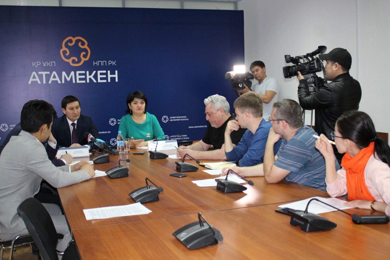 اقتوبەدە «قاراپايىم زاتتار ەكونوميكاسى» اتتى جوبالىق كەڭسە جۇمىسىن باستادى