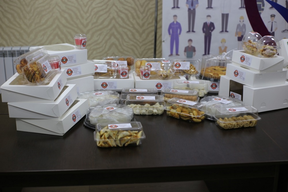 جاڭاوزەندە كوپ بالالى انالار ءوز كاسىبىن اشتى