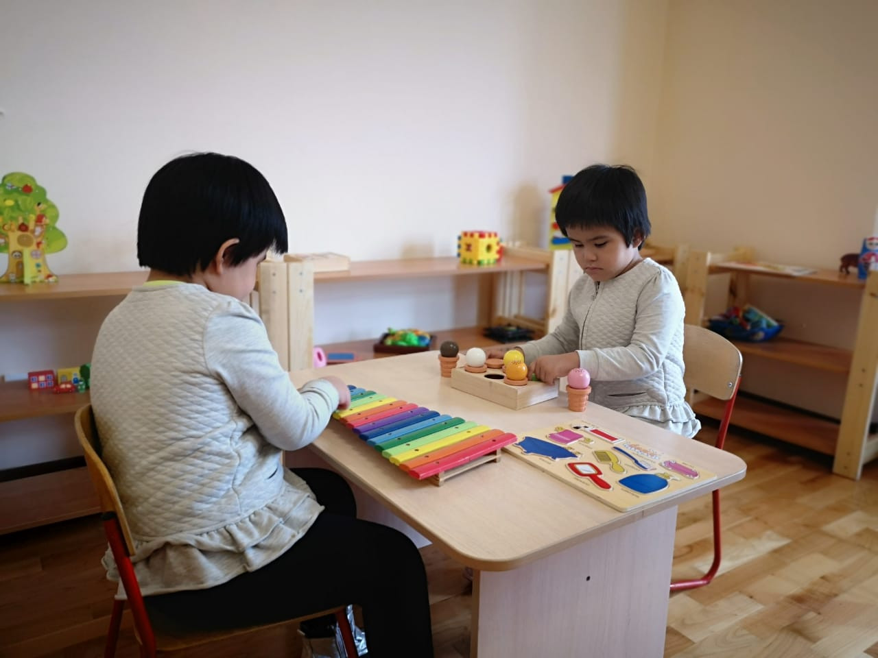 نۇر-سۇلتان قالاسىندا الەۋمەتتىك بەيىمدەلۋ مەن ءبىلىم الۋعا داعدىلاۋ بالاباقشاسى اشىلدى