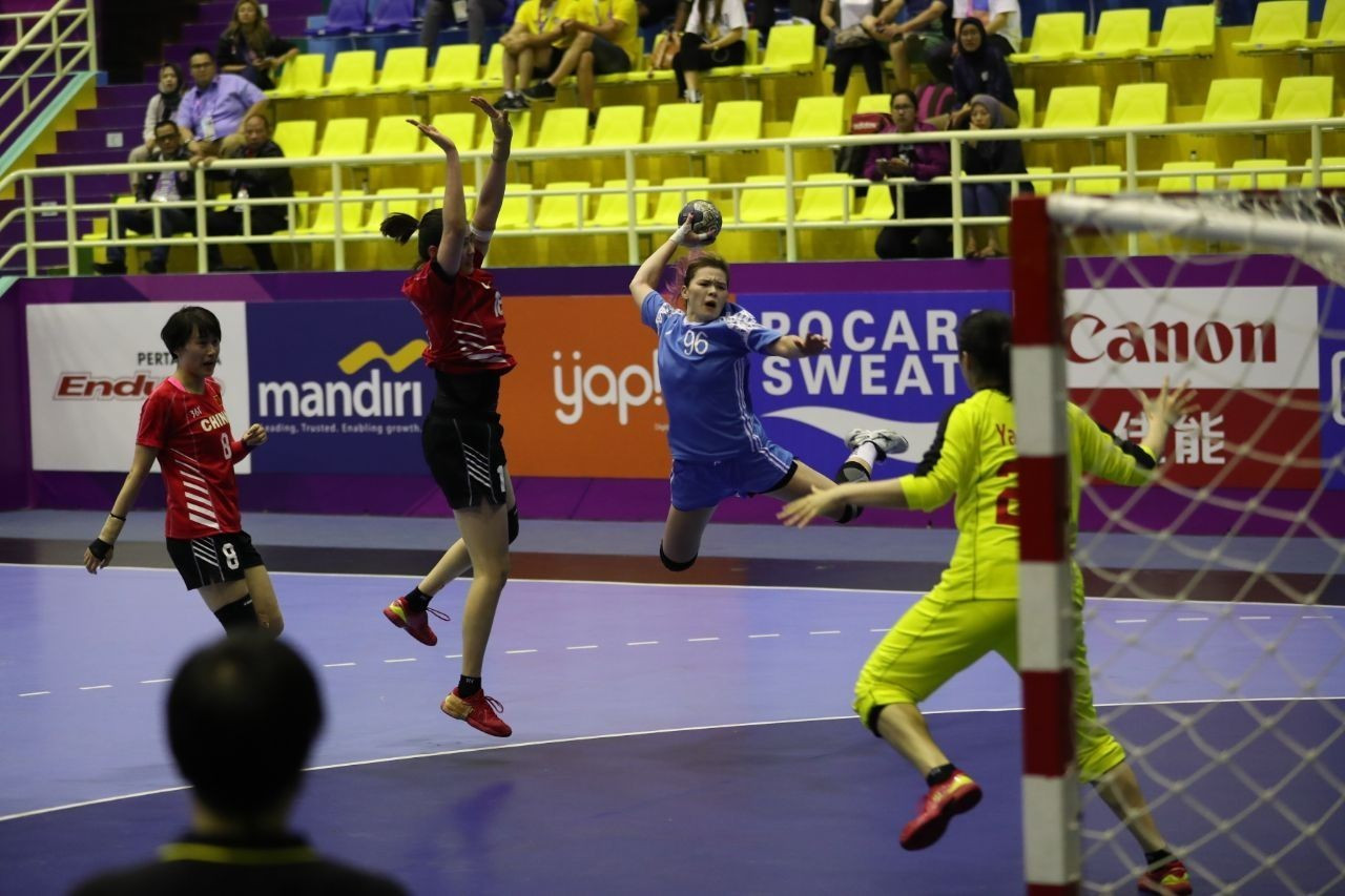 مارينا پيكالوۆا: گاندبولشى قىزدار وليمپيادا جولداماسىن يەلەنۋ ءۇشىن ايانىپ قالمايدى