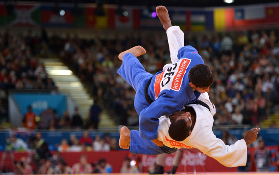 دزيۋدو: انتالياعا باراتىندار انىقتالدى