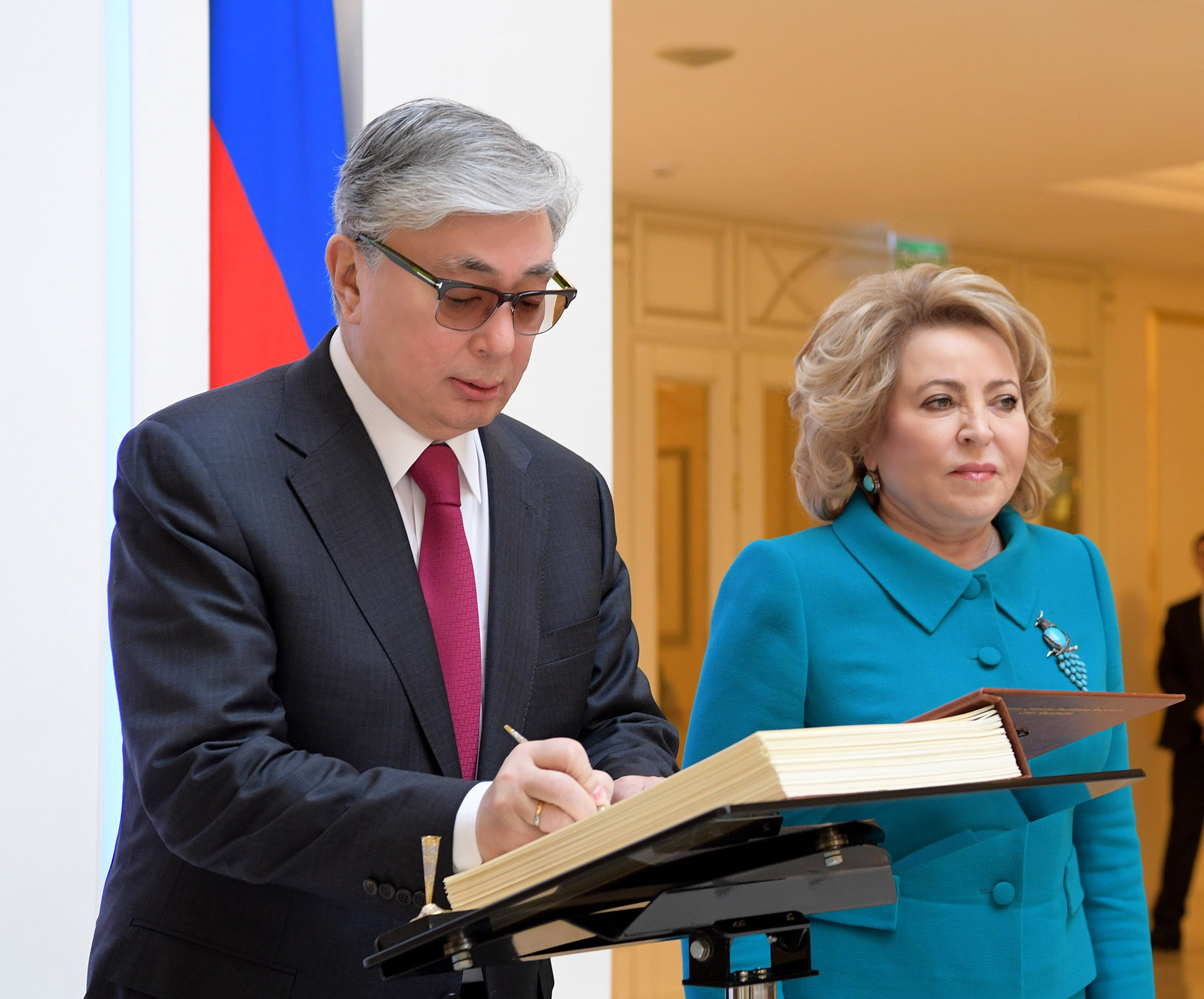 ق.توقاەۆ رەسەي فەدەراتسياسى فەدەرالدىق جينالىسى فەدەراتسيا كەڭەسىنىڭ تورايىمىمەن كەزدەستى