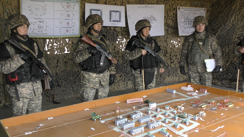 قارۋلى كۇشتەردە قالالىق جاعدايلاردا ۇرىستى جۇرگىزۋ تاكتيكاسى پىسىقتالدى