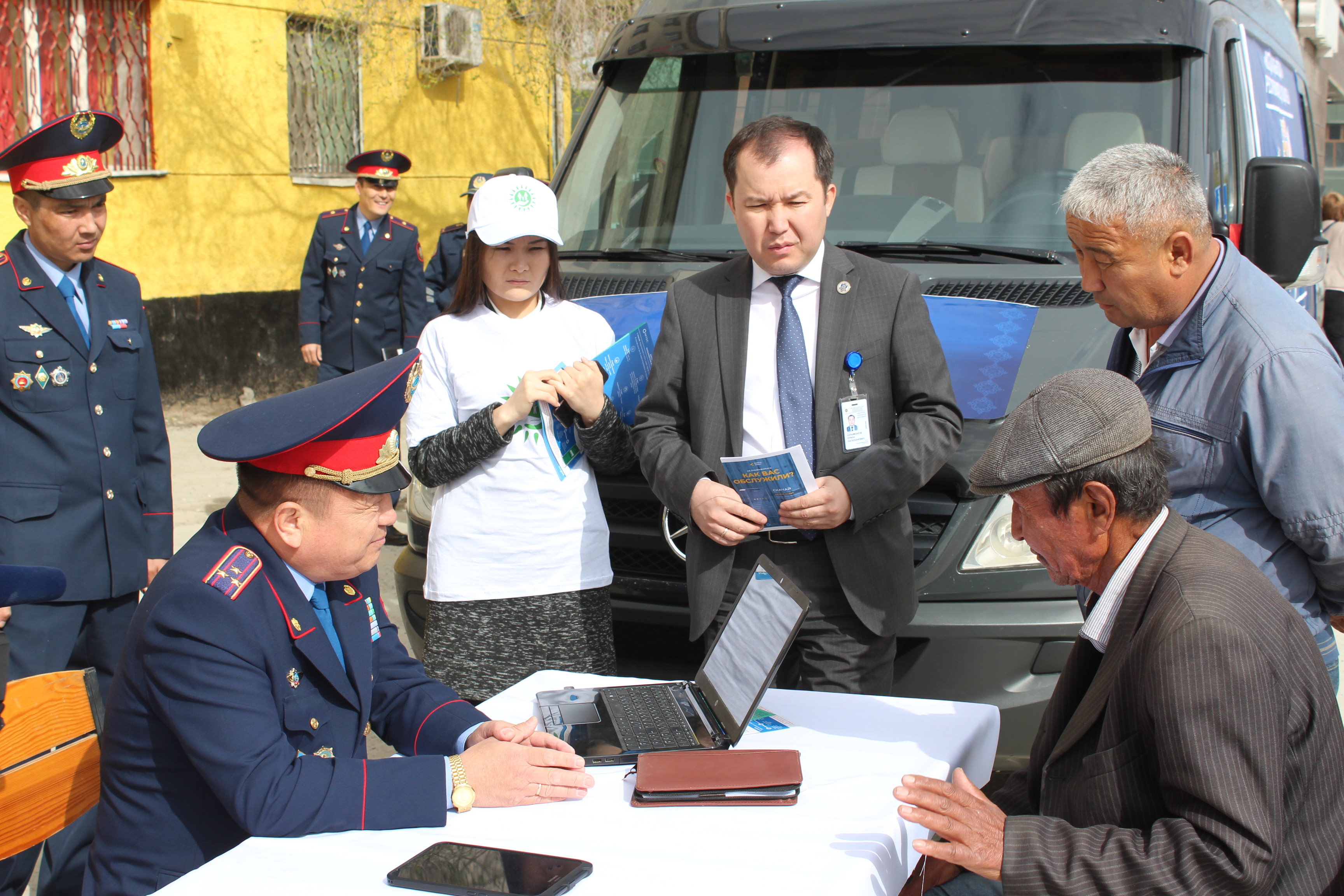 قىزىلوردادا «جولدا قابىلداۋ» اكتسياسى ءجۇرىپ جاتىر