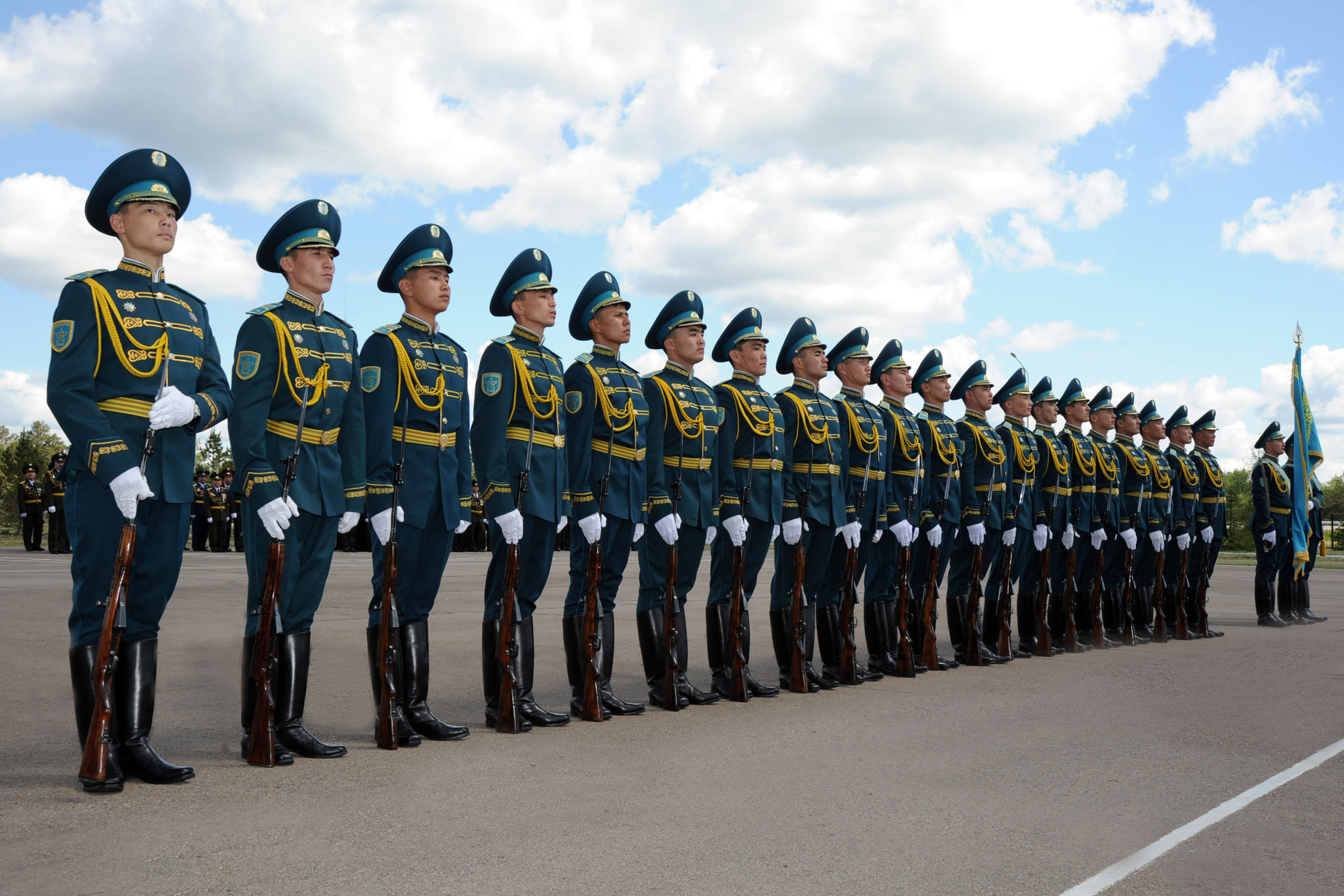 سايدا سانى,  قۇمدا ءىزى جوق