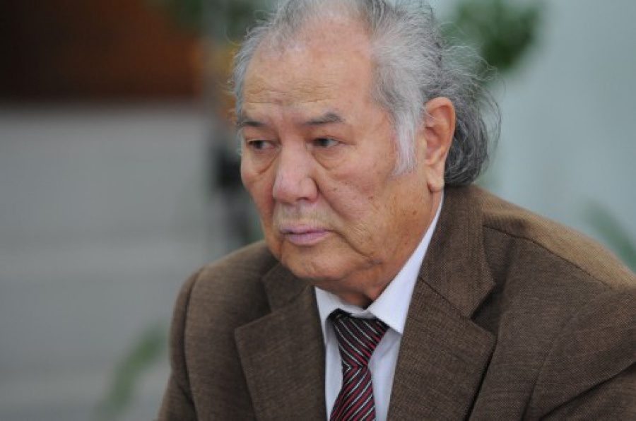 دۋلات يسابەكوۆ: ۇپايىمىز تۇگەل, ۇلتىمىز تۇتاس بولسىن