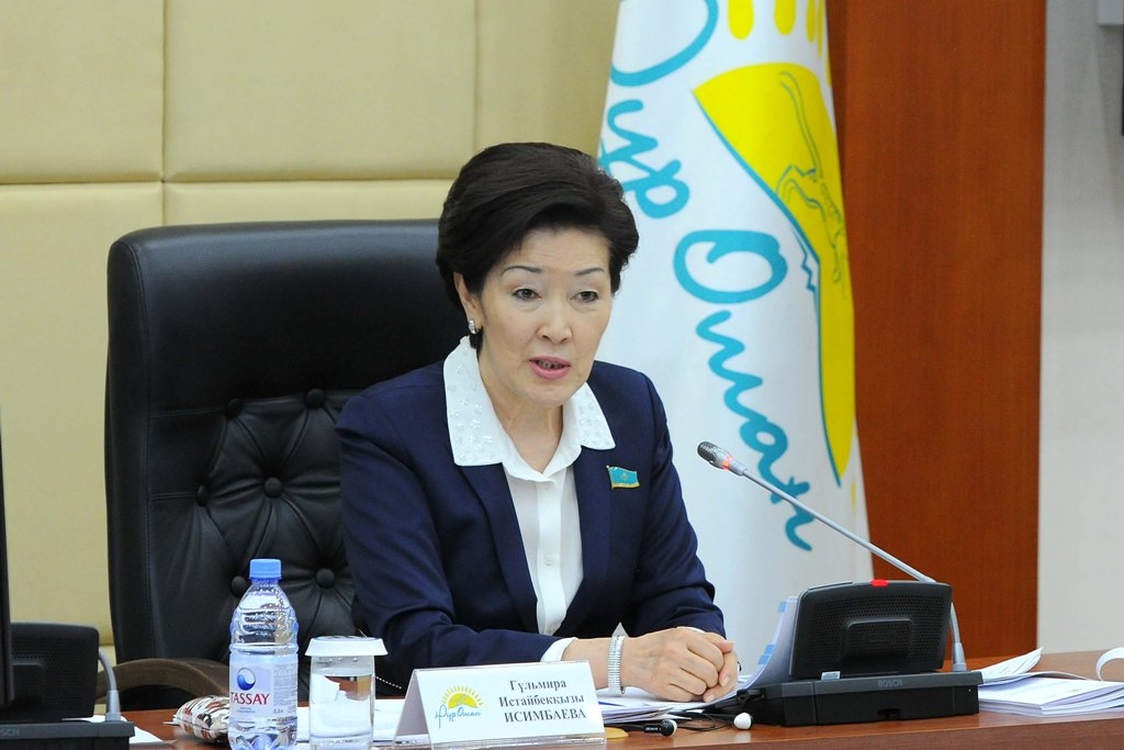 پرەزيدەنت حالىق مانداتىنا يە بولادى - گۇلميرا يسيمباەۆا