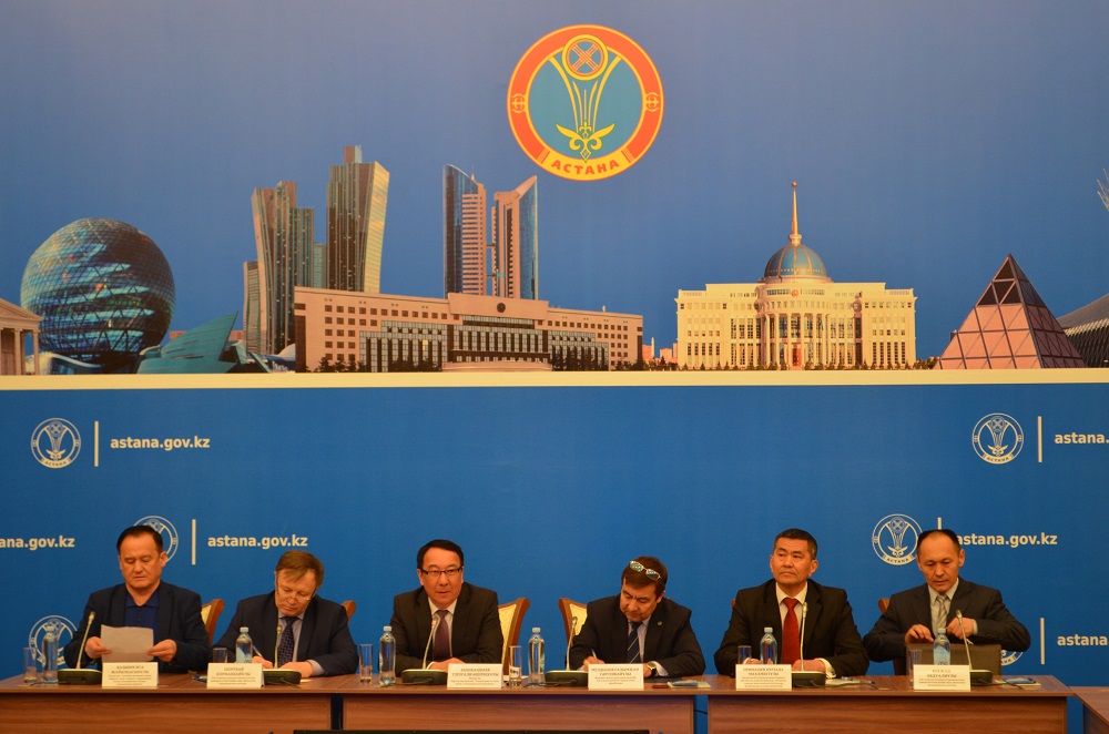 ەلوردادا «ءتىل تازالىعى» اكتسياسى باستالدى